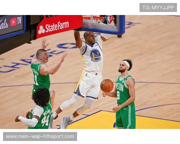 篮球关键时刻的防守轮转成胜负天平