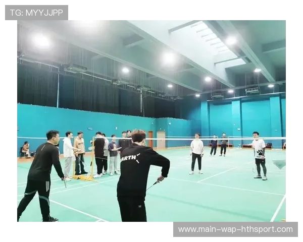 羽毛球教练与科技公司共研训练辅助设备落地